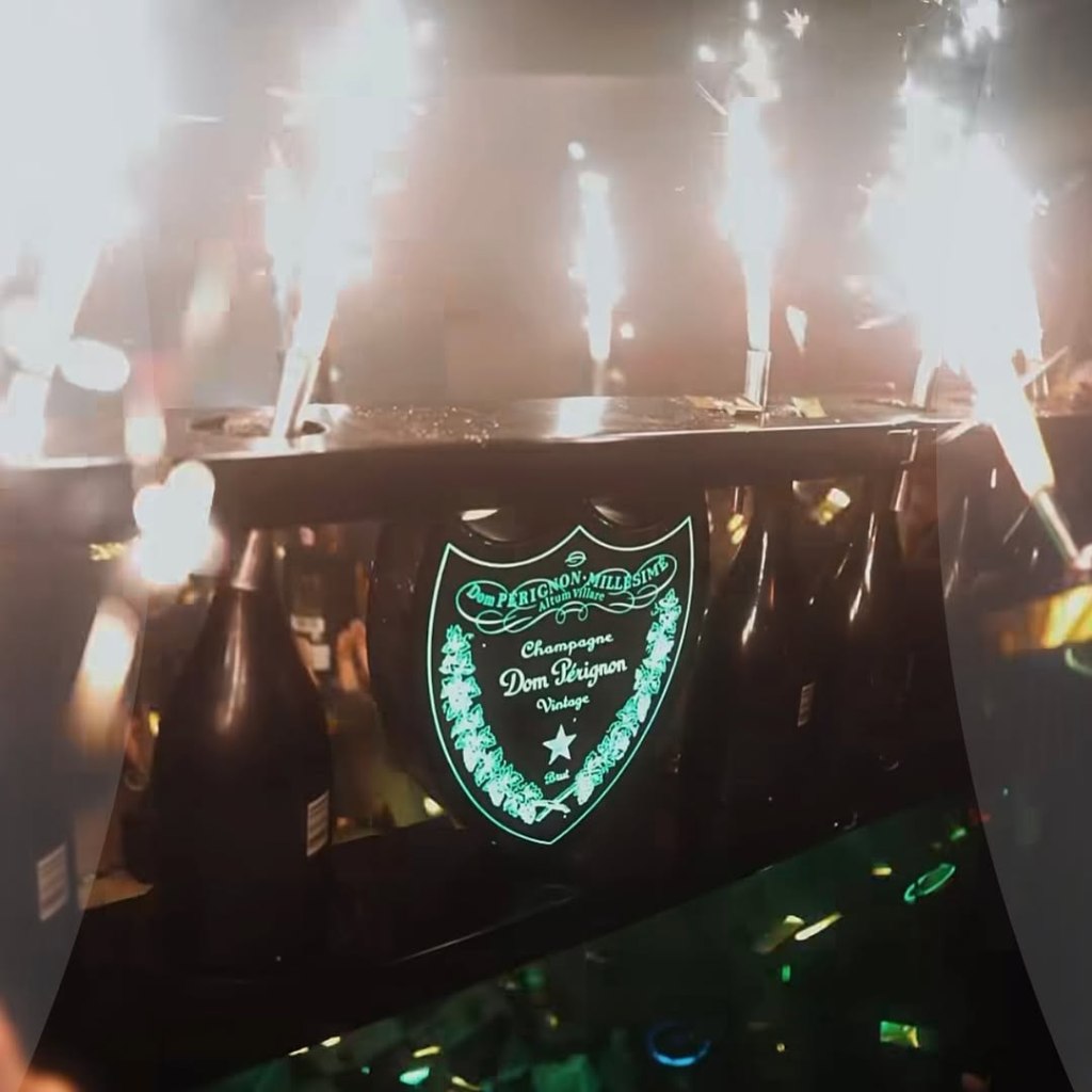 Cirque Le Soir New Year’s Eve Event 2025: Bookings & Information