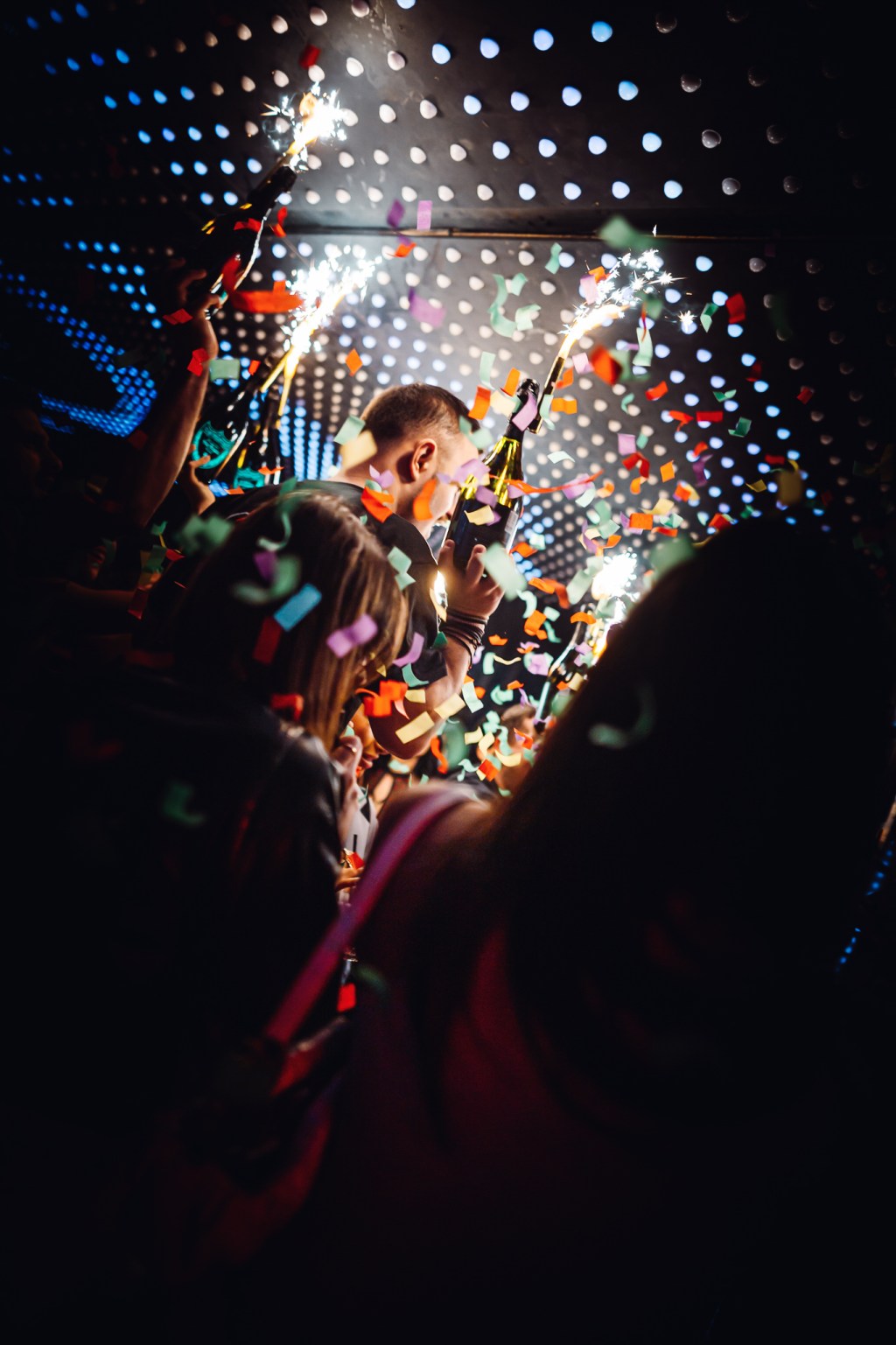 Do London Clubs Reject Mixed Groups?